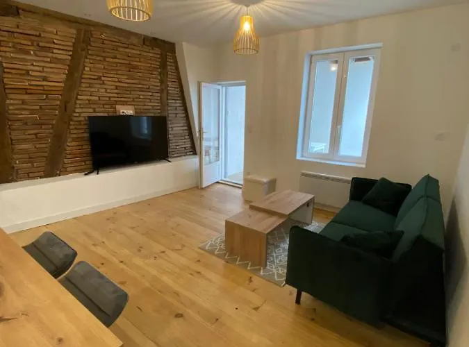 Equipe アパート Layrac